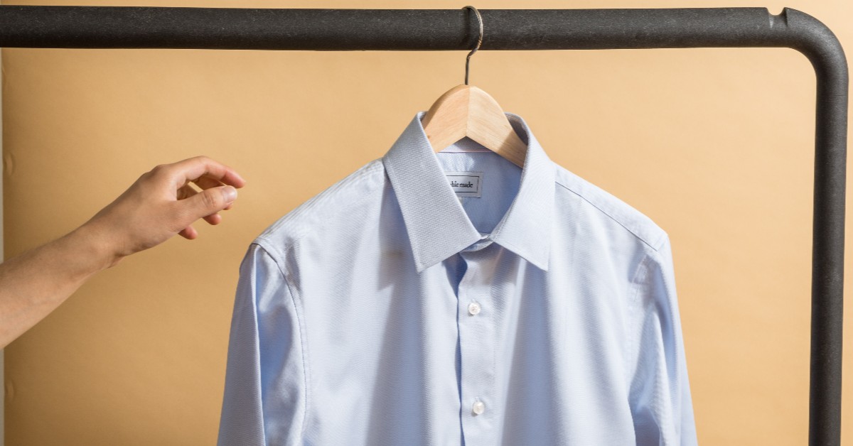 Collar Stains - When to Toss Old Dress Shirts